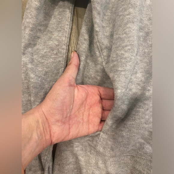 Lululemon Funnel Neck Fleece Top Ribbed Cuffs Relaxed Snug Fit Heather Gray W 4 - Picture 7 of 7